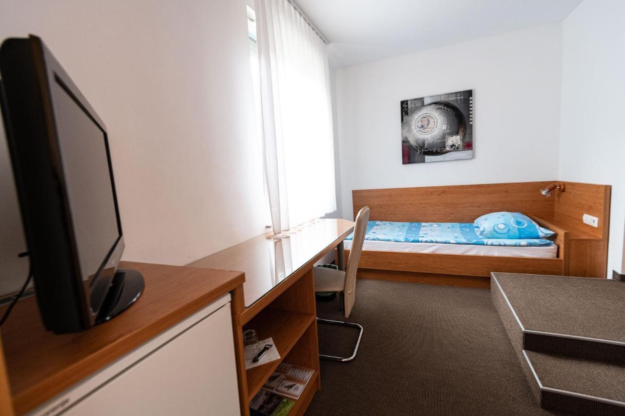 Apartmaji In Sobe Ramar Straza Eksteriør bilde