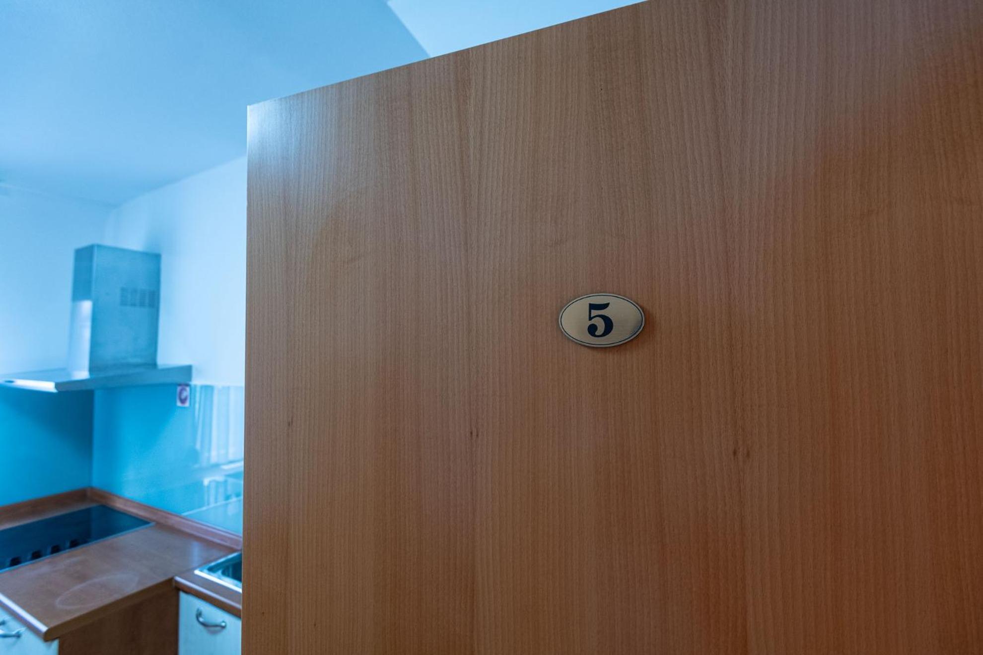 Apartmaji In Sobe Ramar Straza Eksteriør bilde