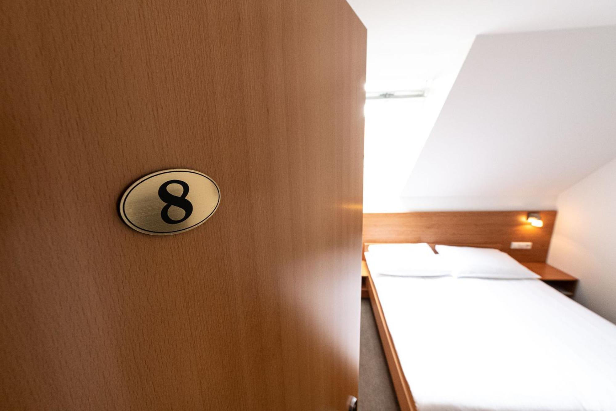 Apartmaji In Sobe Ramar Straza Eksteriør bilde