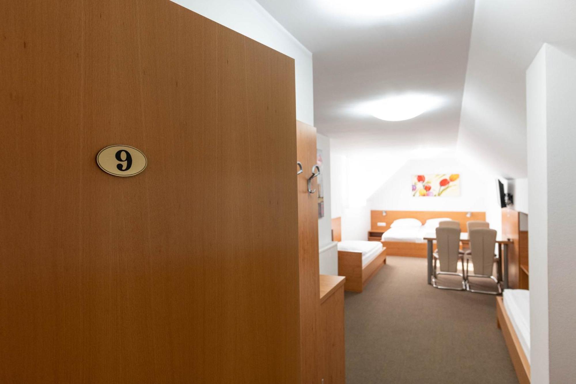 Apartmaji In Sobe Ramar Straza Eksteriør bilde